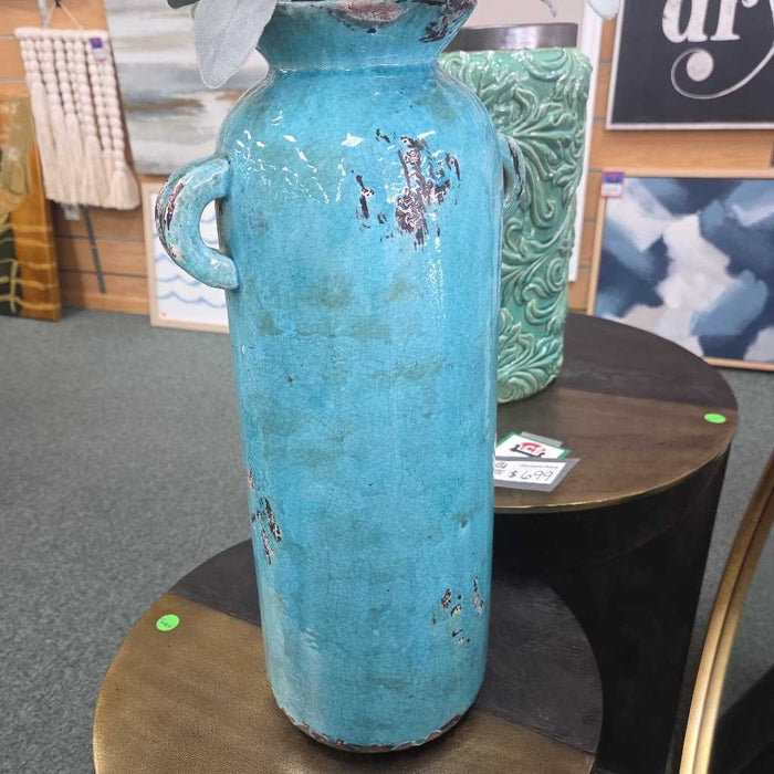 VASE WITH SILK BT