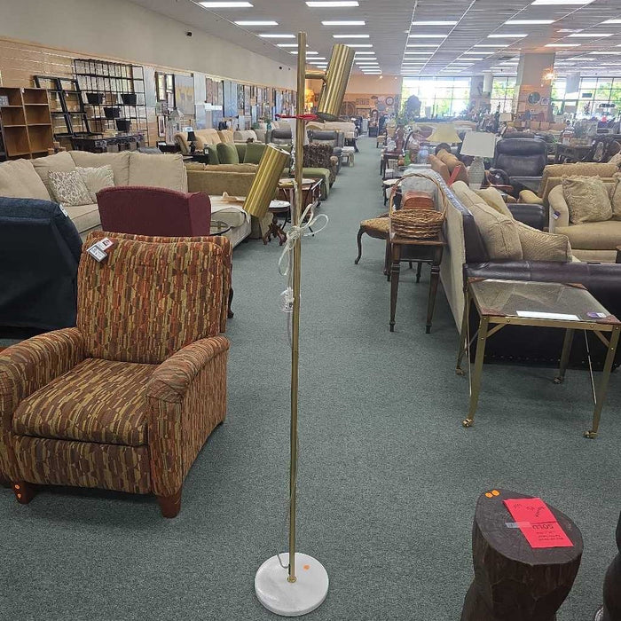 FLOOR LAMP AT
