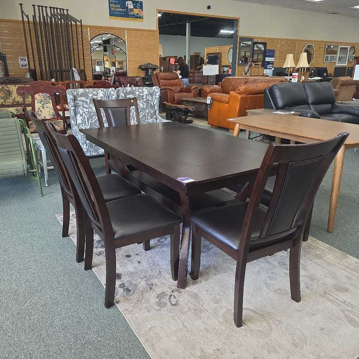 TABLE WITH 4 CHAIRS AND 1 BENCH ALK