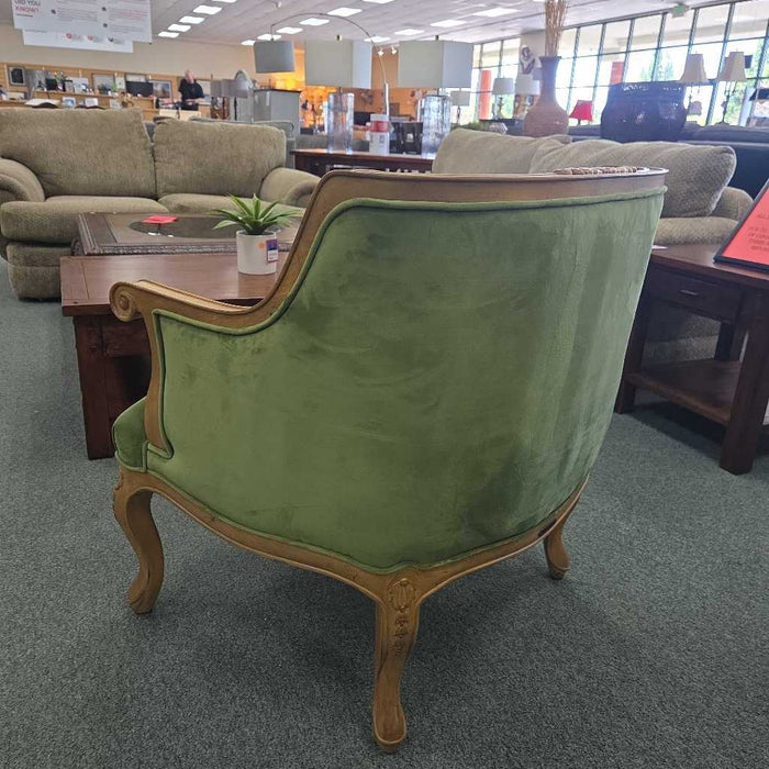 GREEN ACCENT CHAIR BTK