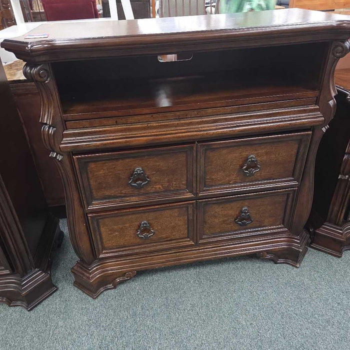 DRESSER ALK