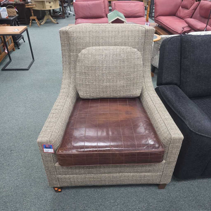 ACCENT CHAIR LSH