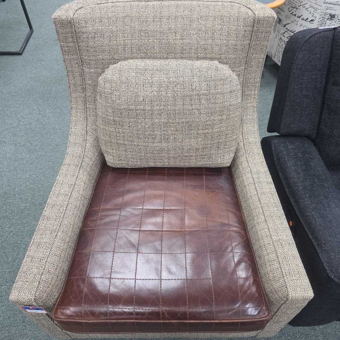 ACCENT CHAIR LSH