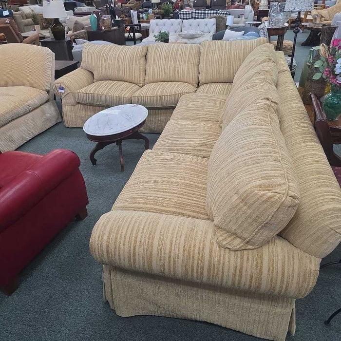 3PC SECTIONAL TBH