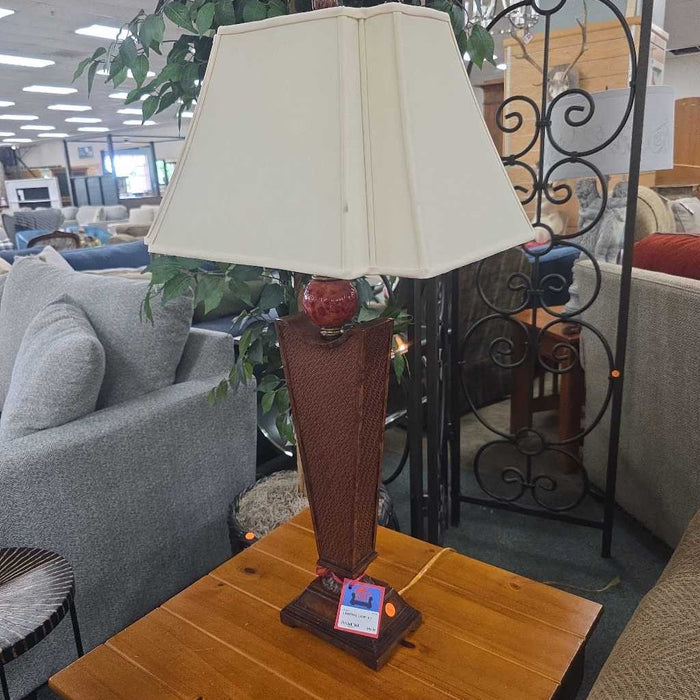 LAMP AT