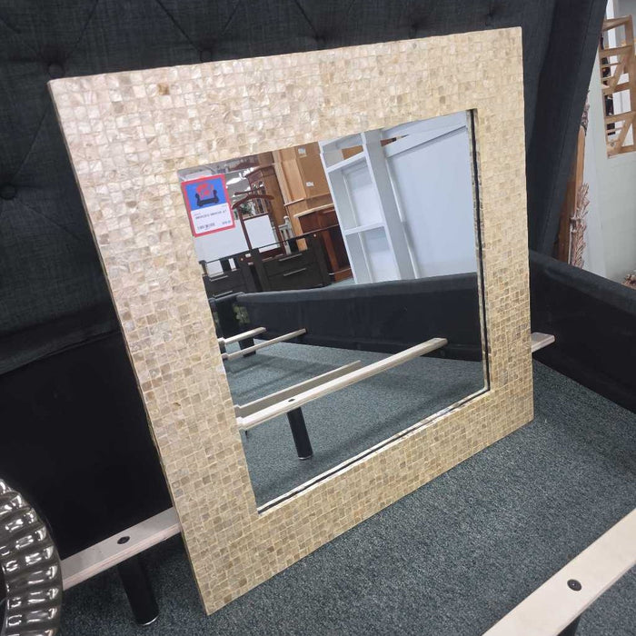 MIRROR AT
