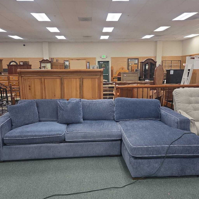2PC SECTIONAL BHCH