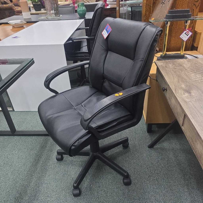 DESK CHAIR AT