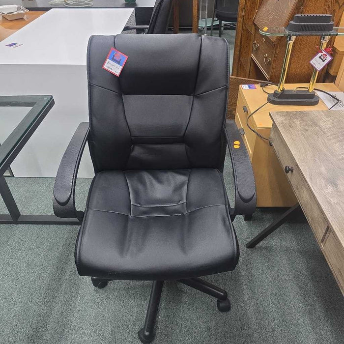 DESK CHAIR AT