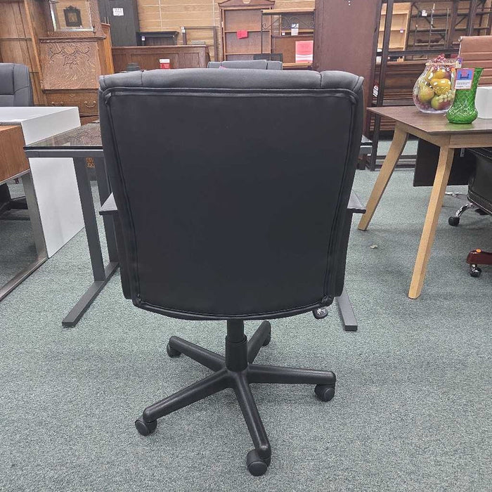 DESK CHAIR AT