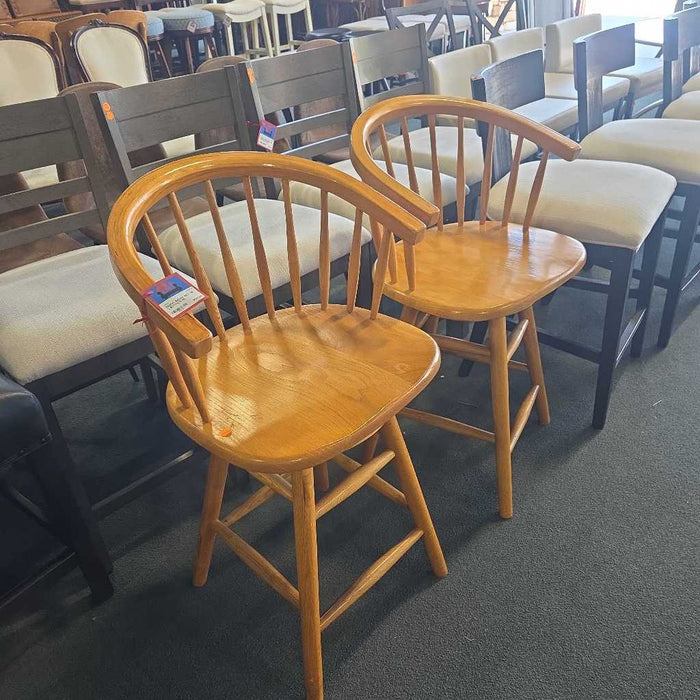 SET OF 2 STOOLS MI