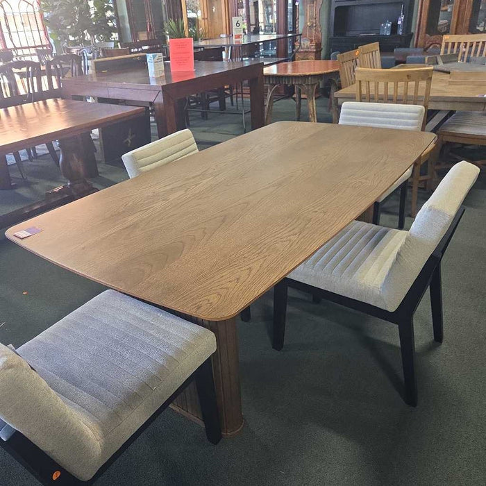 TABLE LSH
