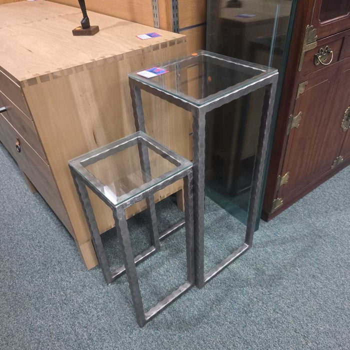 SET OF NESTING PLANT STANDS SK