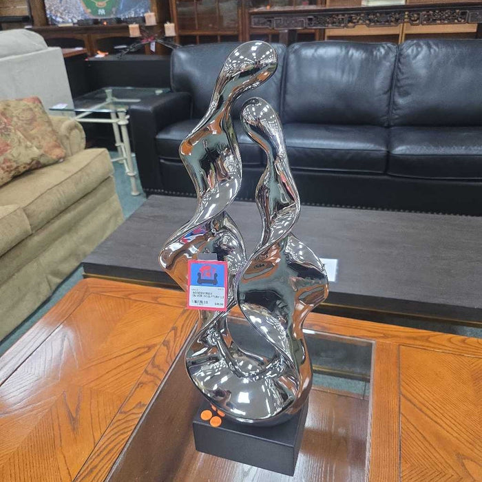 SILVER SCULPTURE LS