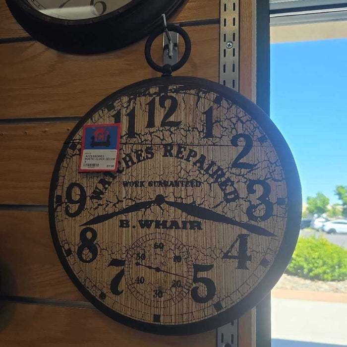 RUSTIC CLOCK DECOR S
