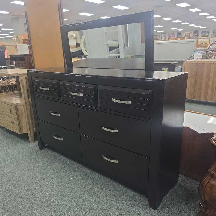 DRESSER WITH MIRROR BTA