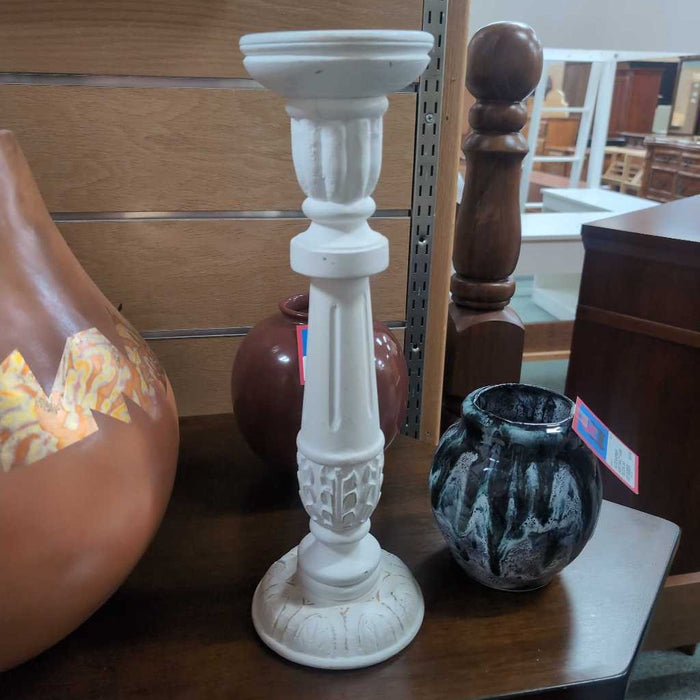 CANDLE HOLDER