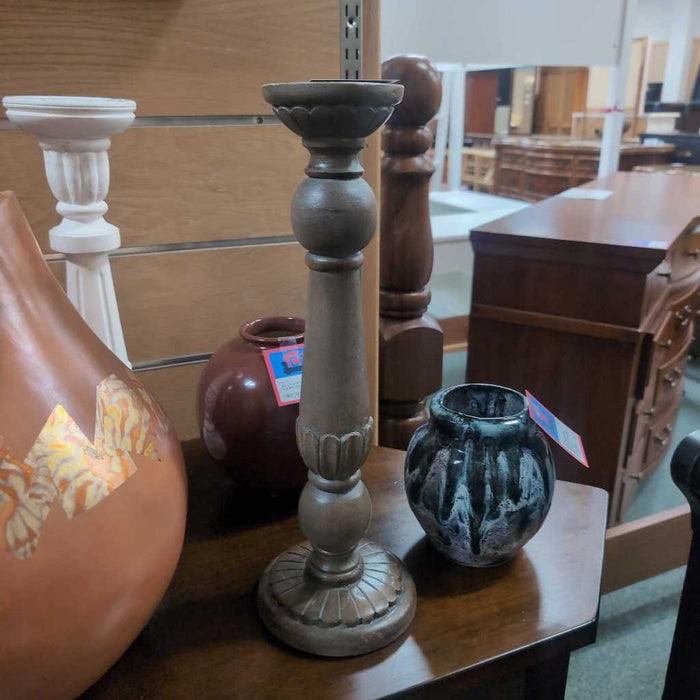 CANDLE HOLDER