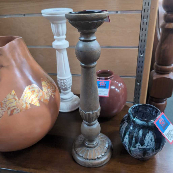 CANDLE HOLDER
