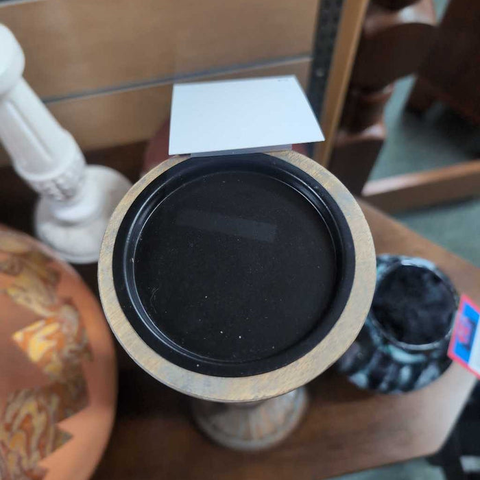 CANDLE HOLDER