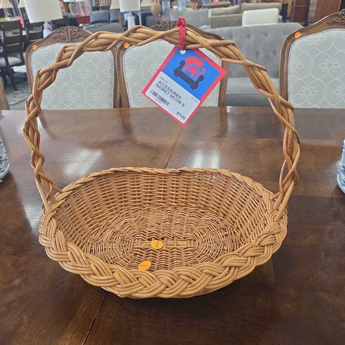 BASKET DECOR