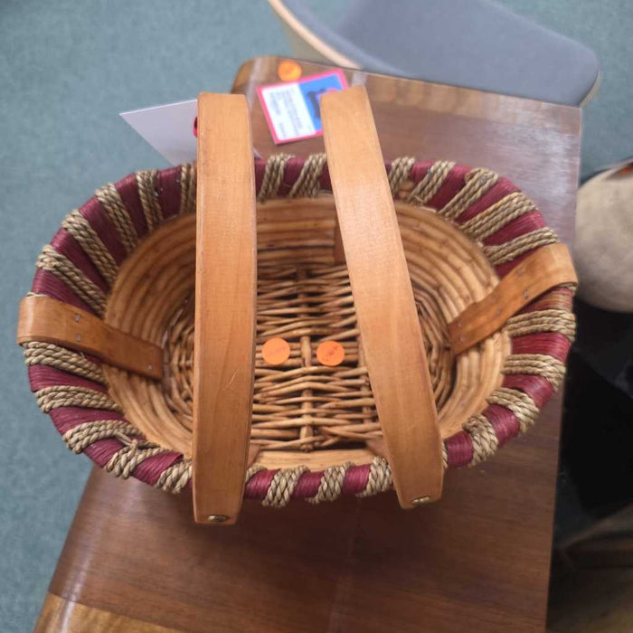 BASKET DECOR