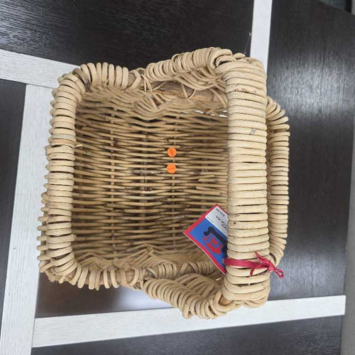 BASKET DECOR