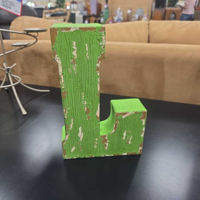 "L" DECOR