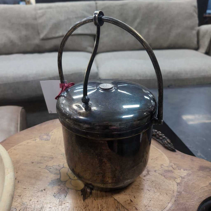 METAL CONTAINER