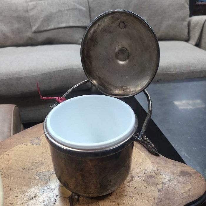 METAL CONTAINER