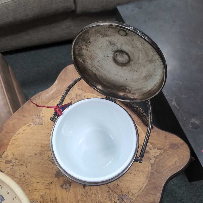 METAL CONTAINER