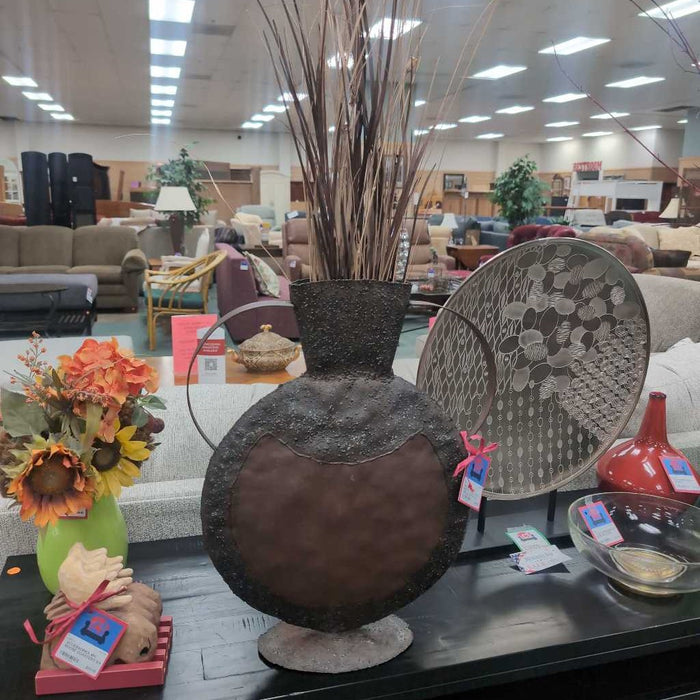 RUSTIC VASE WITH GRASS DECOR