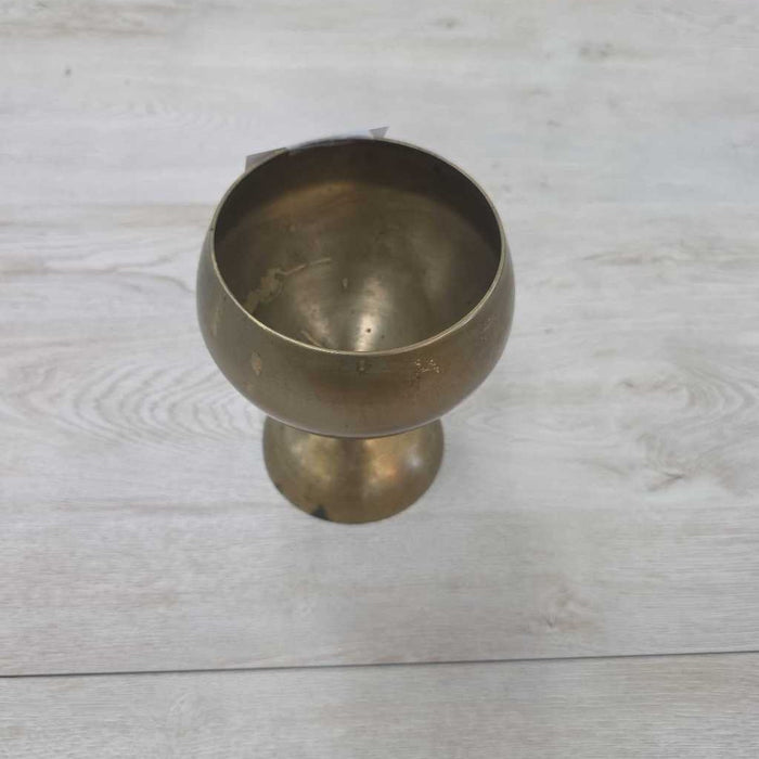 BRASS GOBLET DECOR