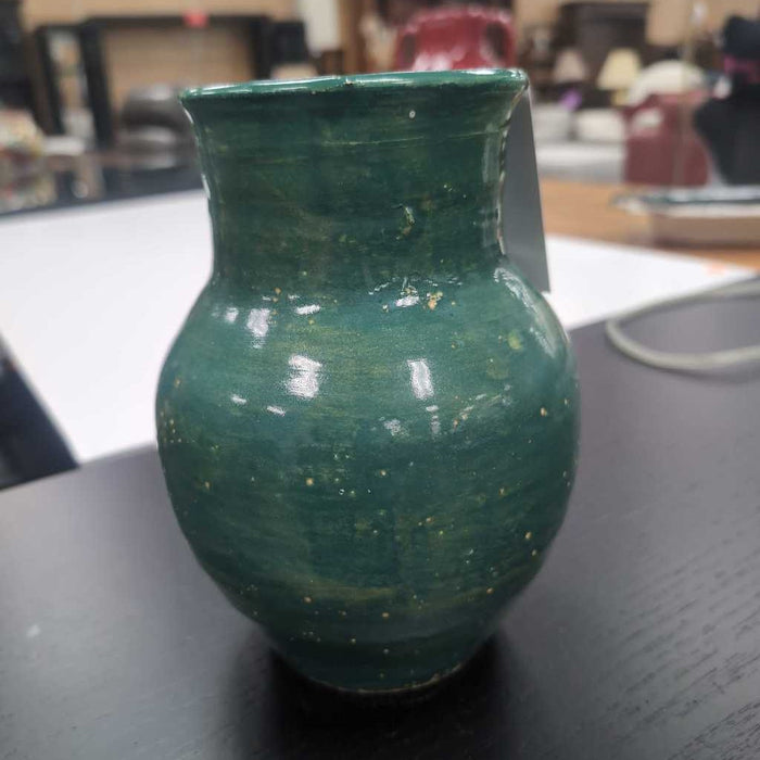 GREEN VASE