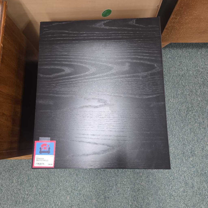NIGHTSTAND LS