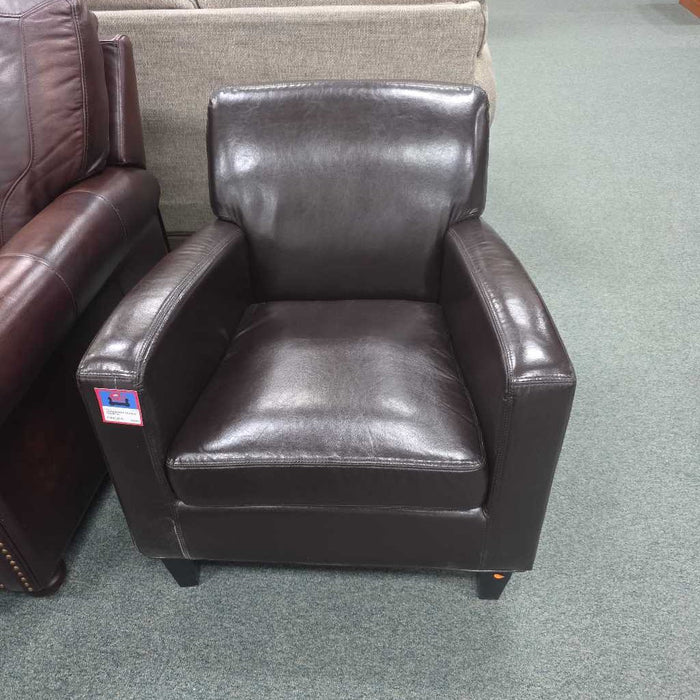 ACCENT CHAIR KL