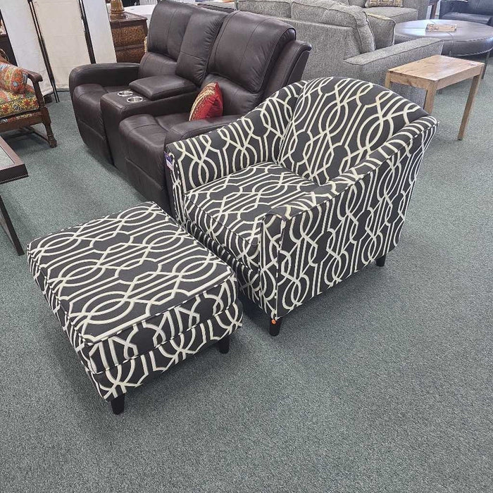 ACCENT CHAIR WITH OTTOMAN BAH