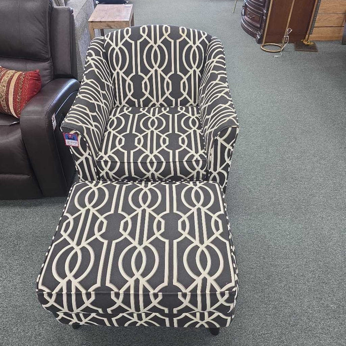 ACCENT CHAIR WITH OTTOMAN BAH