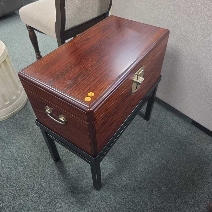 ASIAN WEDDING CHEST BAH