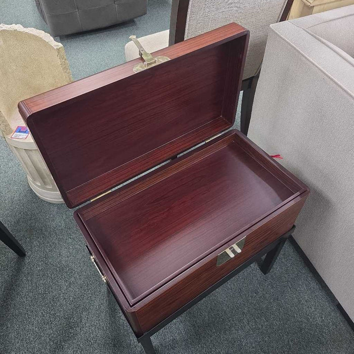 ASIAN WEDDING CHEST BAH