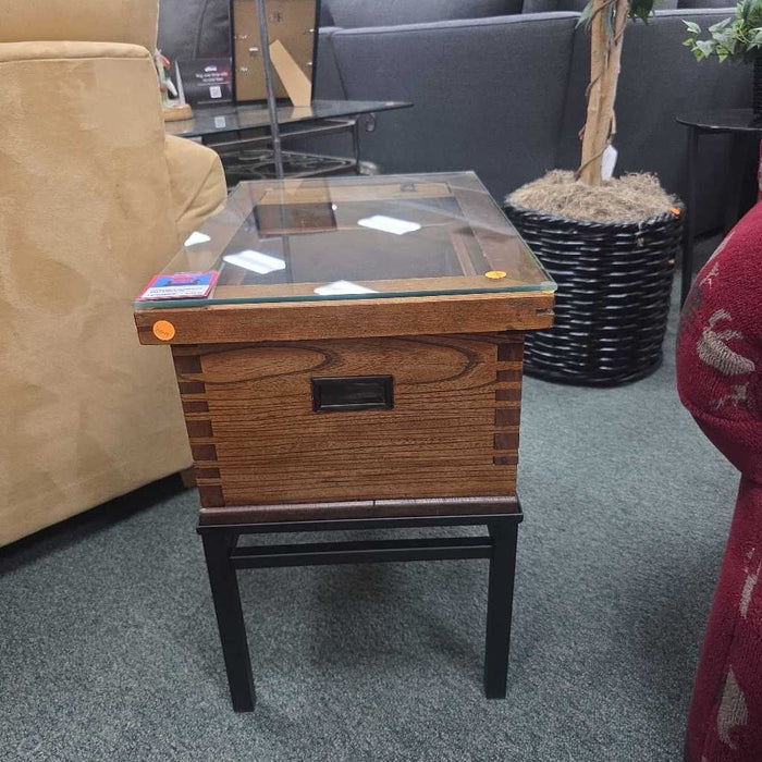 HIBACHI END TABLE MI