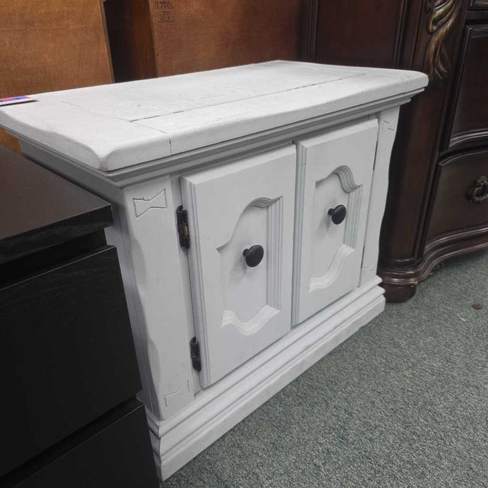 NIGHTSTAND KL