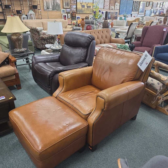 BASSET CHAIR WITH OTTOMAN ALK