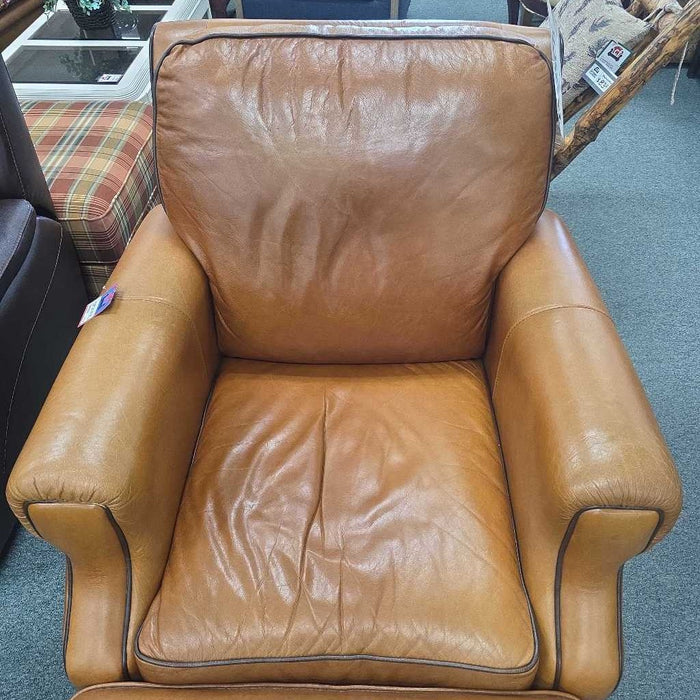 BASSET CHAIR WITH OTTOMAN ALK