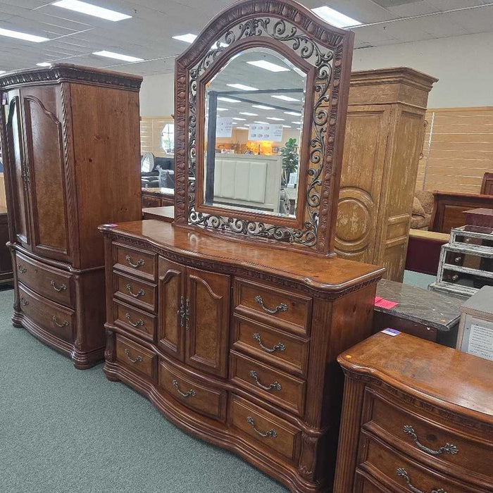 DRESSER WITH MIRROR LSH