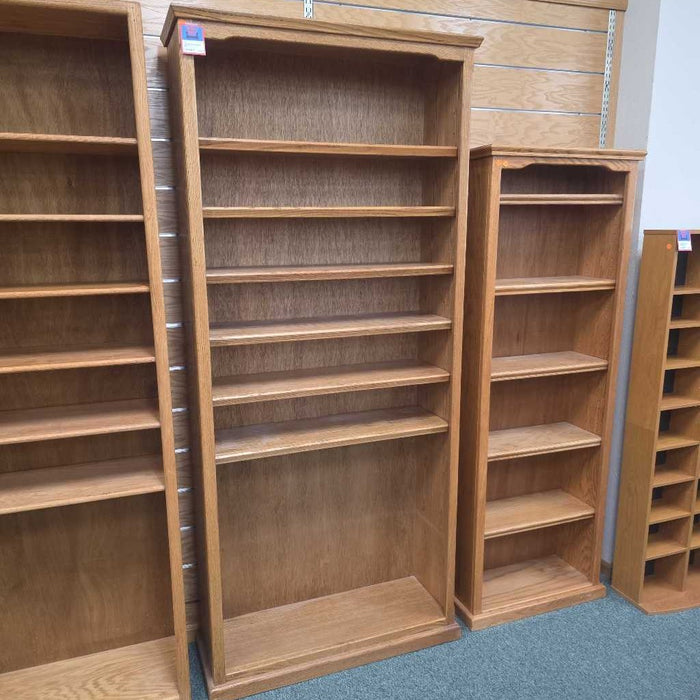BOOKSHELF BST