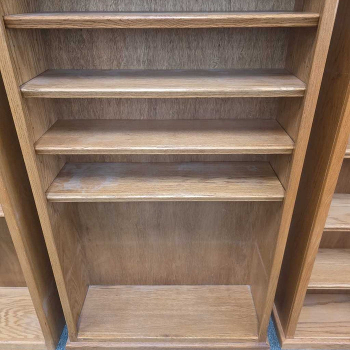 BOOKSHELF BST