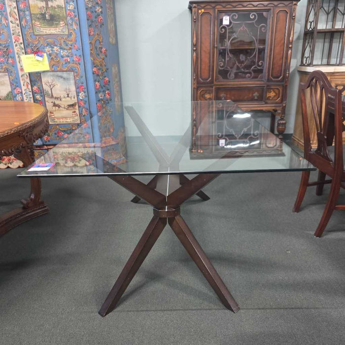 GLASS TABLE BTK