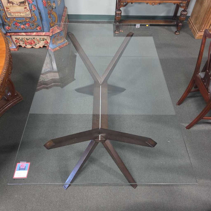 GLASS TABLE BTK