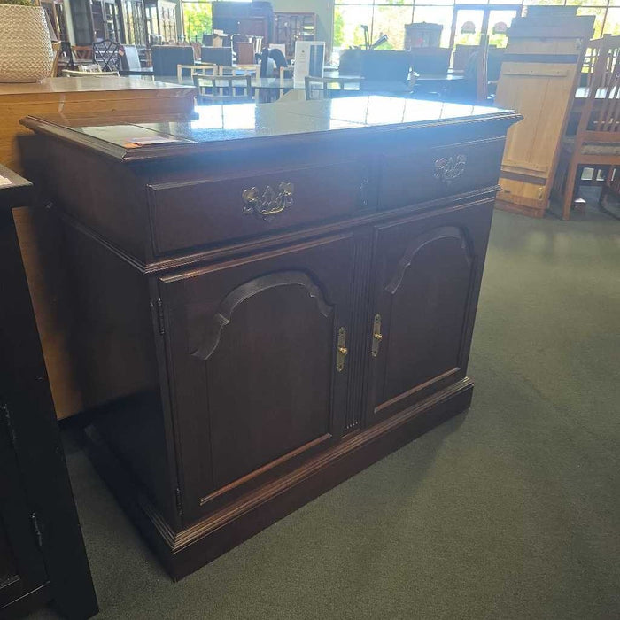 ETHAN ALLEN SERVER BUFFET BAH